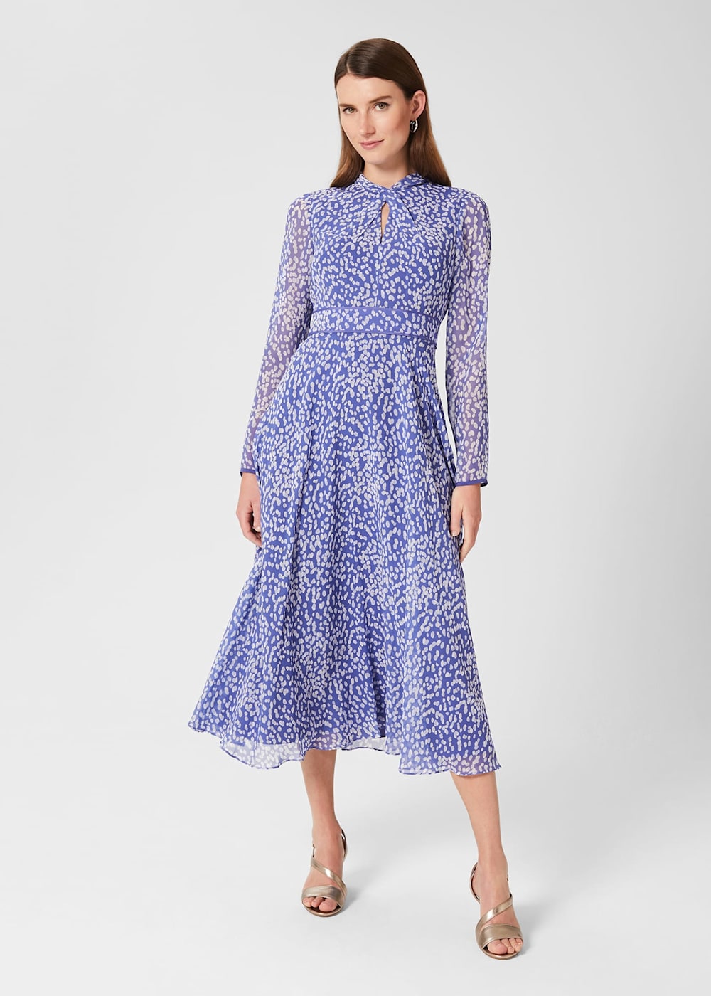 0122-5920-3793L02-HELENA-SILK-