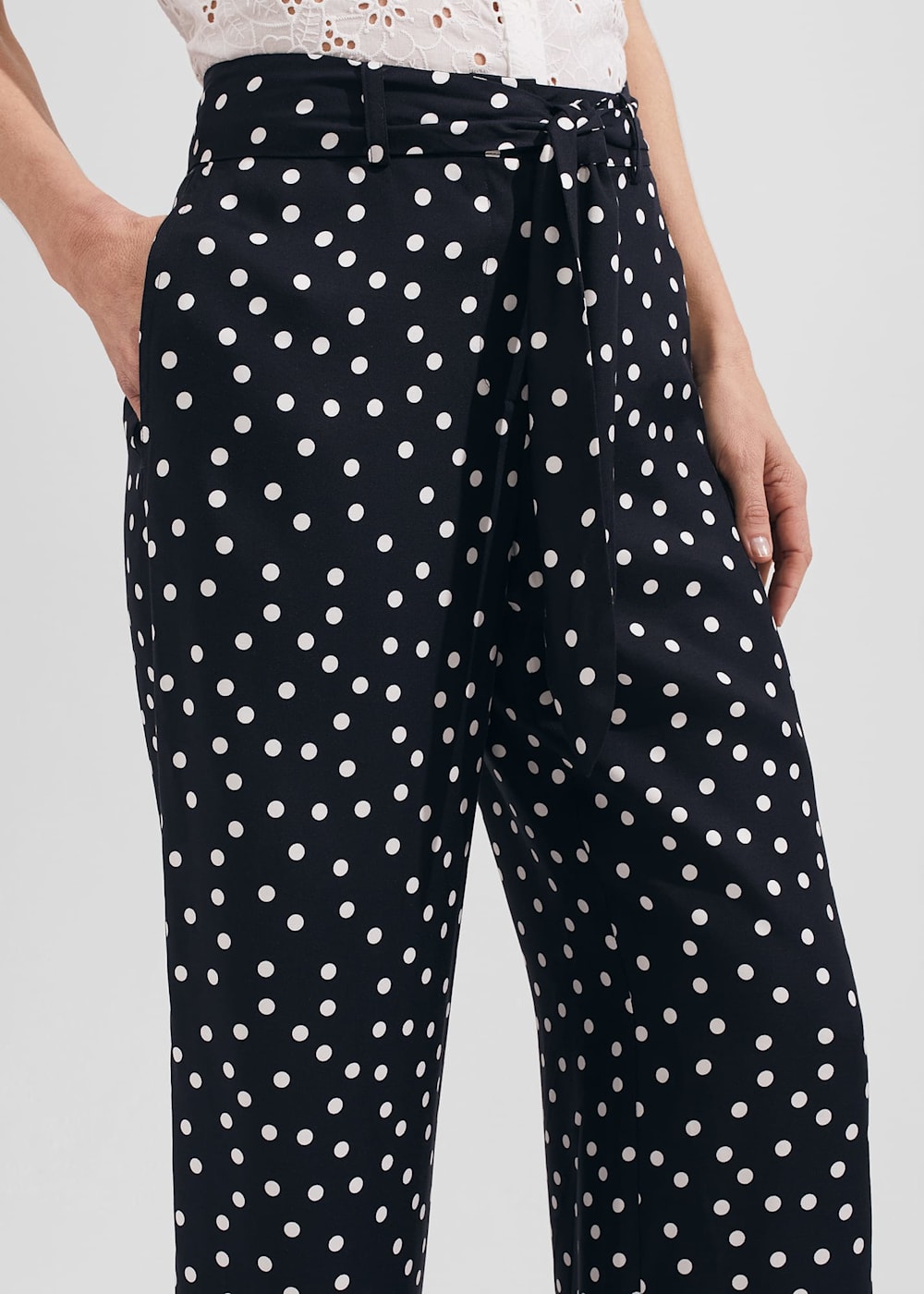 Spring break polka dot cropped trousers new arrivals