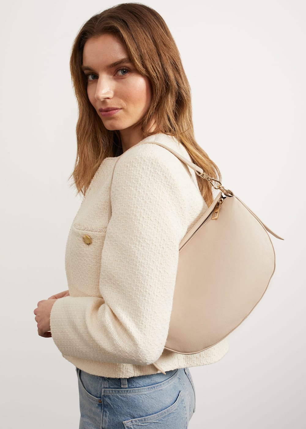 Beige leather shoulder bag deals