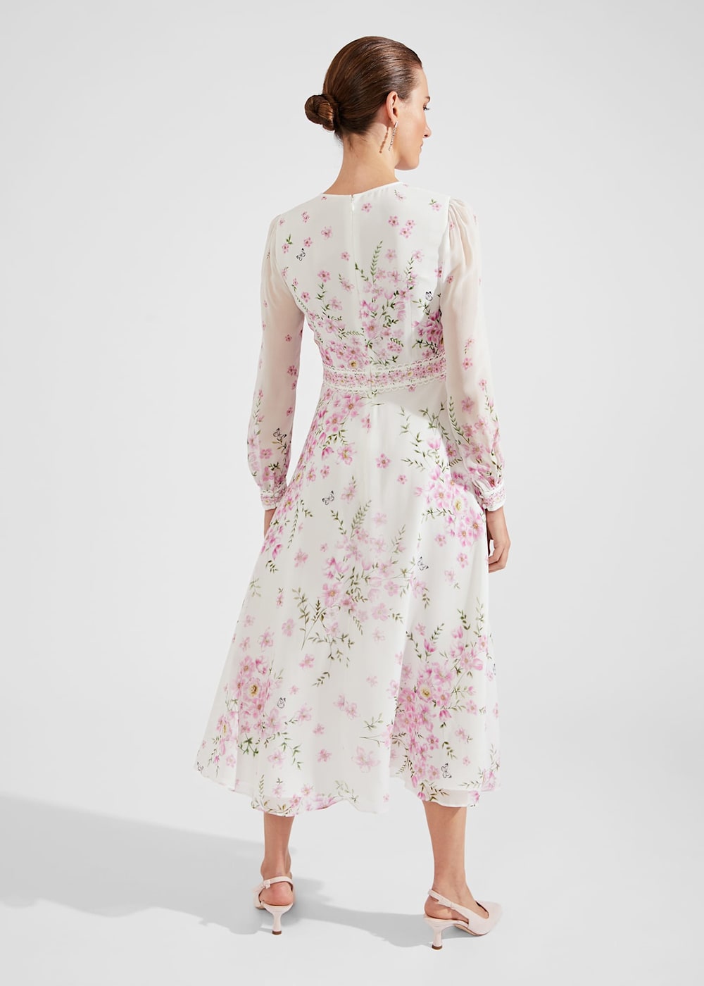 0124-5107-3793L00-SKYE-SILK-