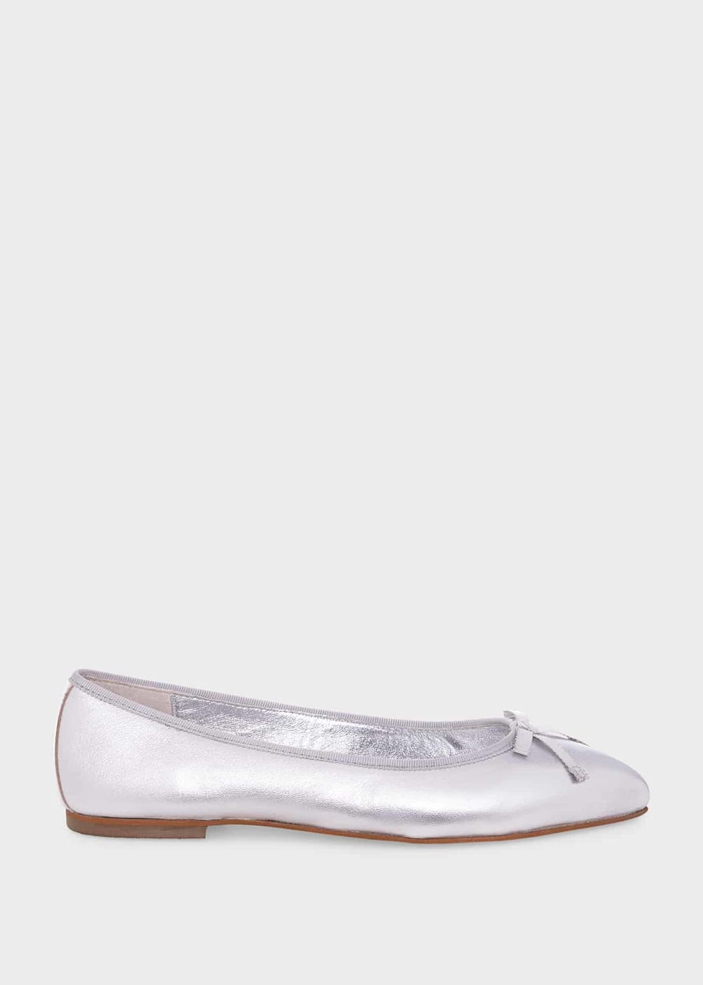 Silver flats near me hot sale