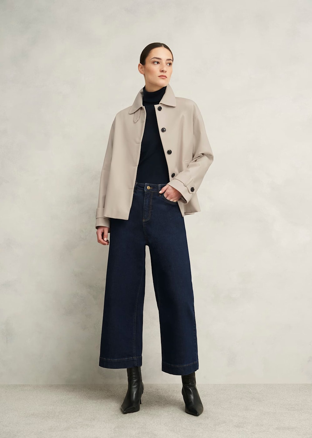 0125-3042-9057L00-FRIDA-TRENCH