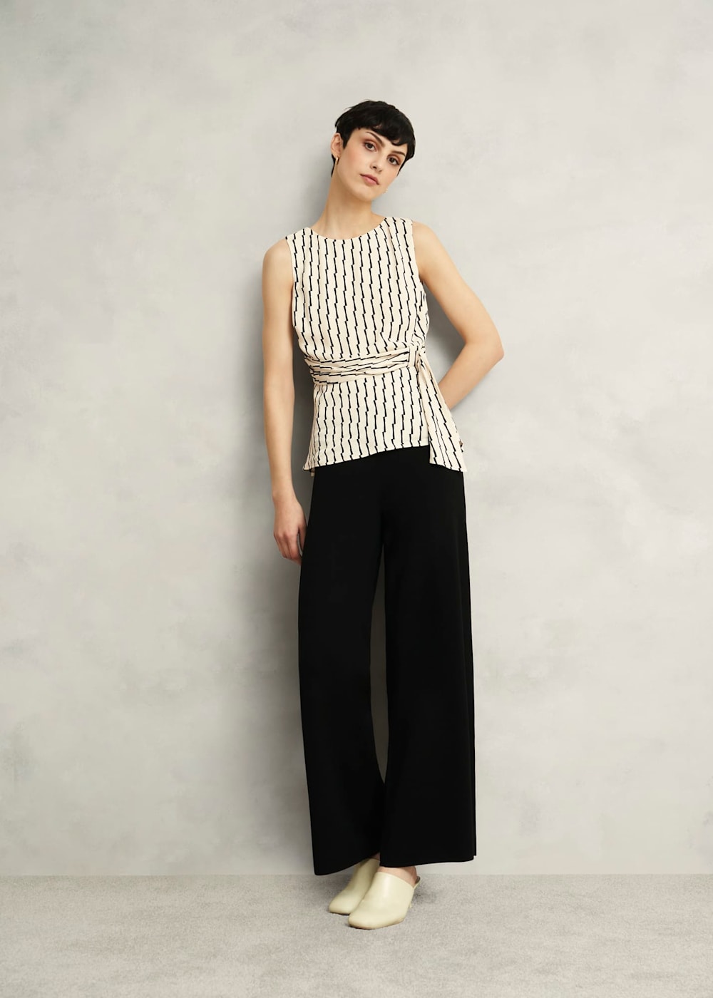 絶妙なデザイン Levens Top | US Hobbs | トップス