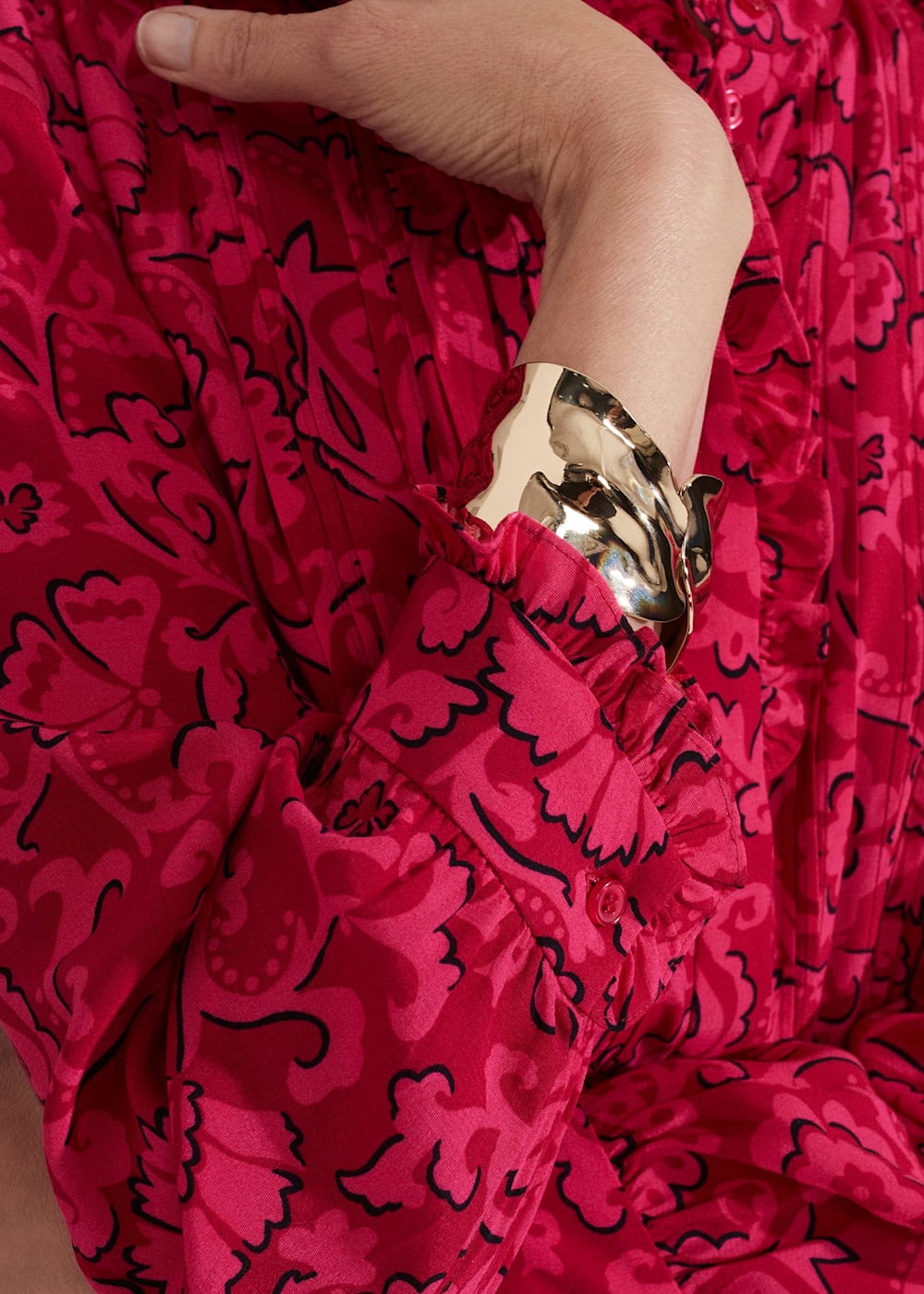 0223-1B34-100900-FENELLA-CUFF-