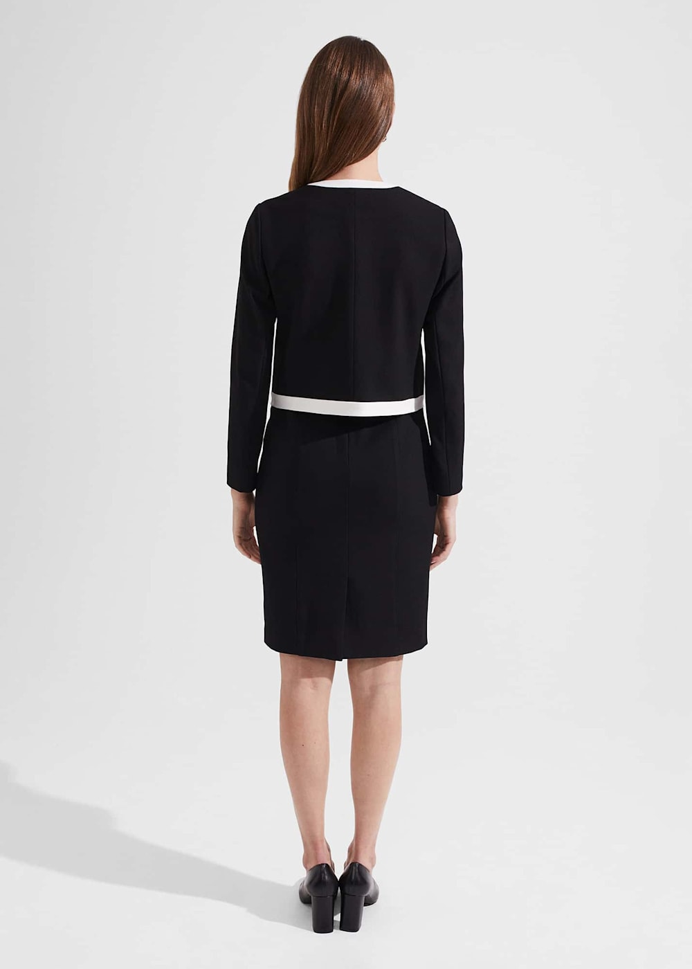0223-4159-9845L00-SURI-JACKET-