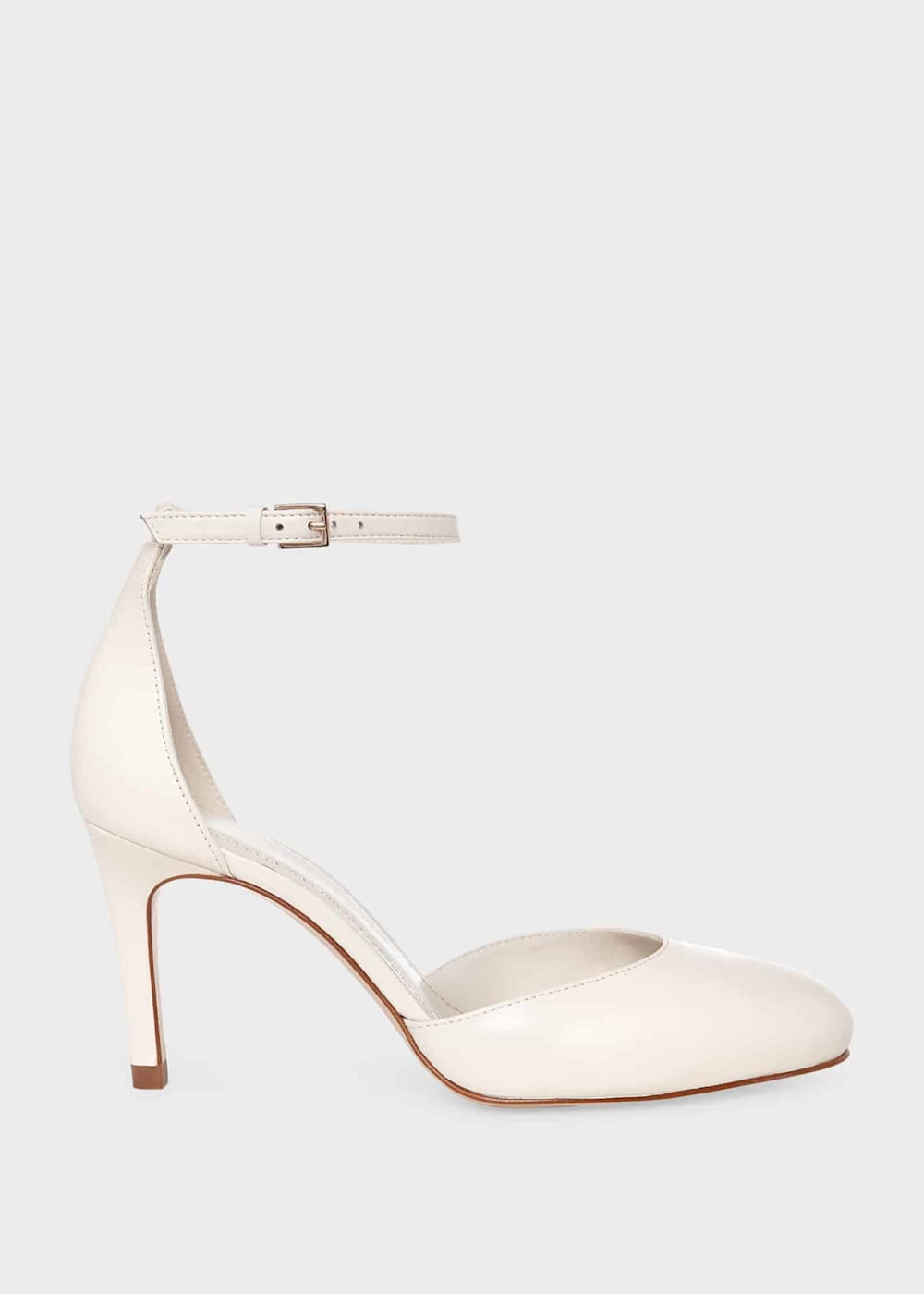 White court heels sssooooo uk