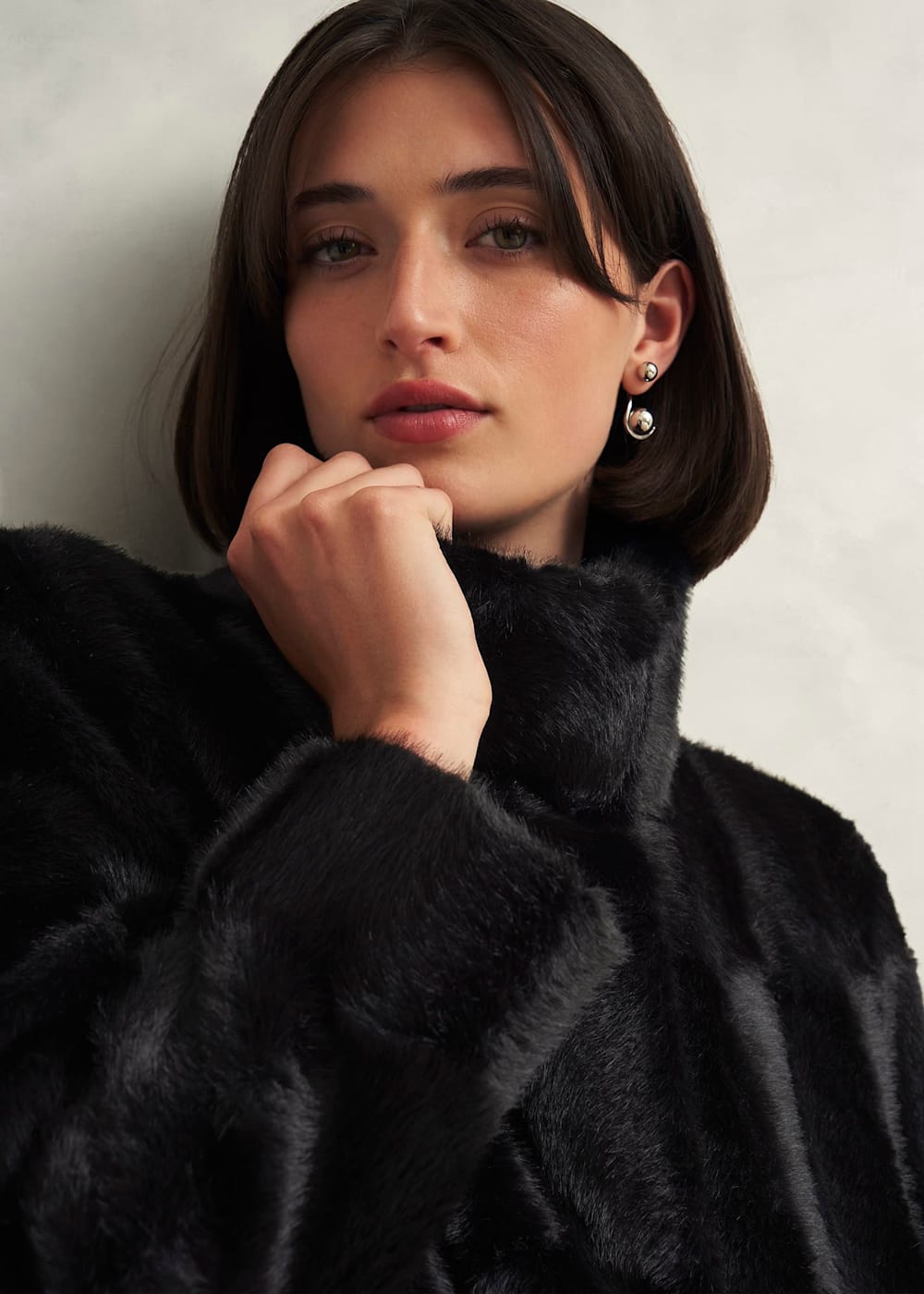 Petite black faux fur coat shop