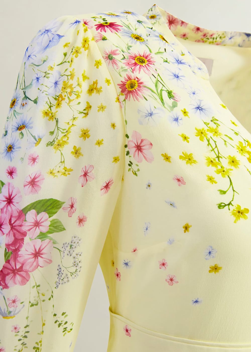 0224-5417-3793L00-EMMA-SILK-