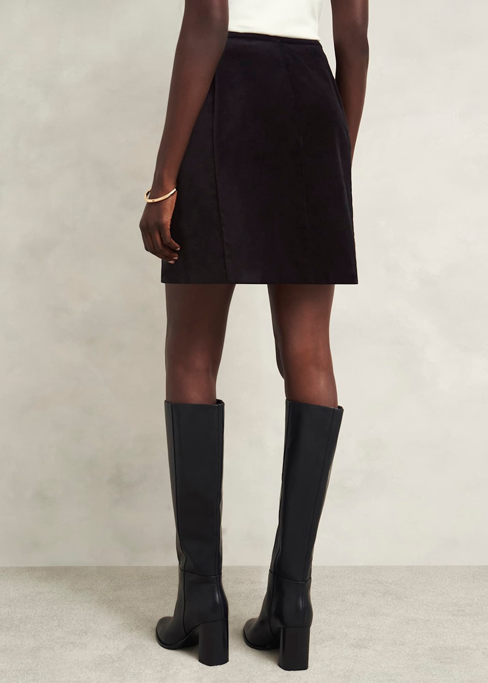 Izzy Velvet Skirt | Hobbs US |