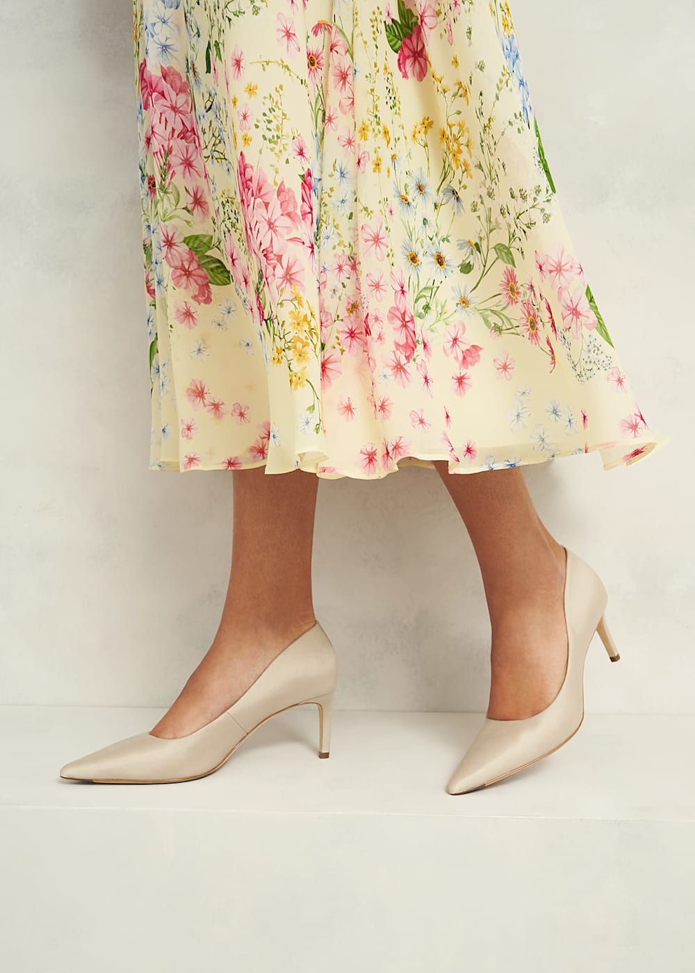 Midi court heels cheap