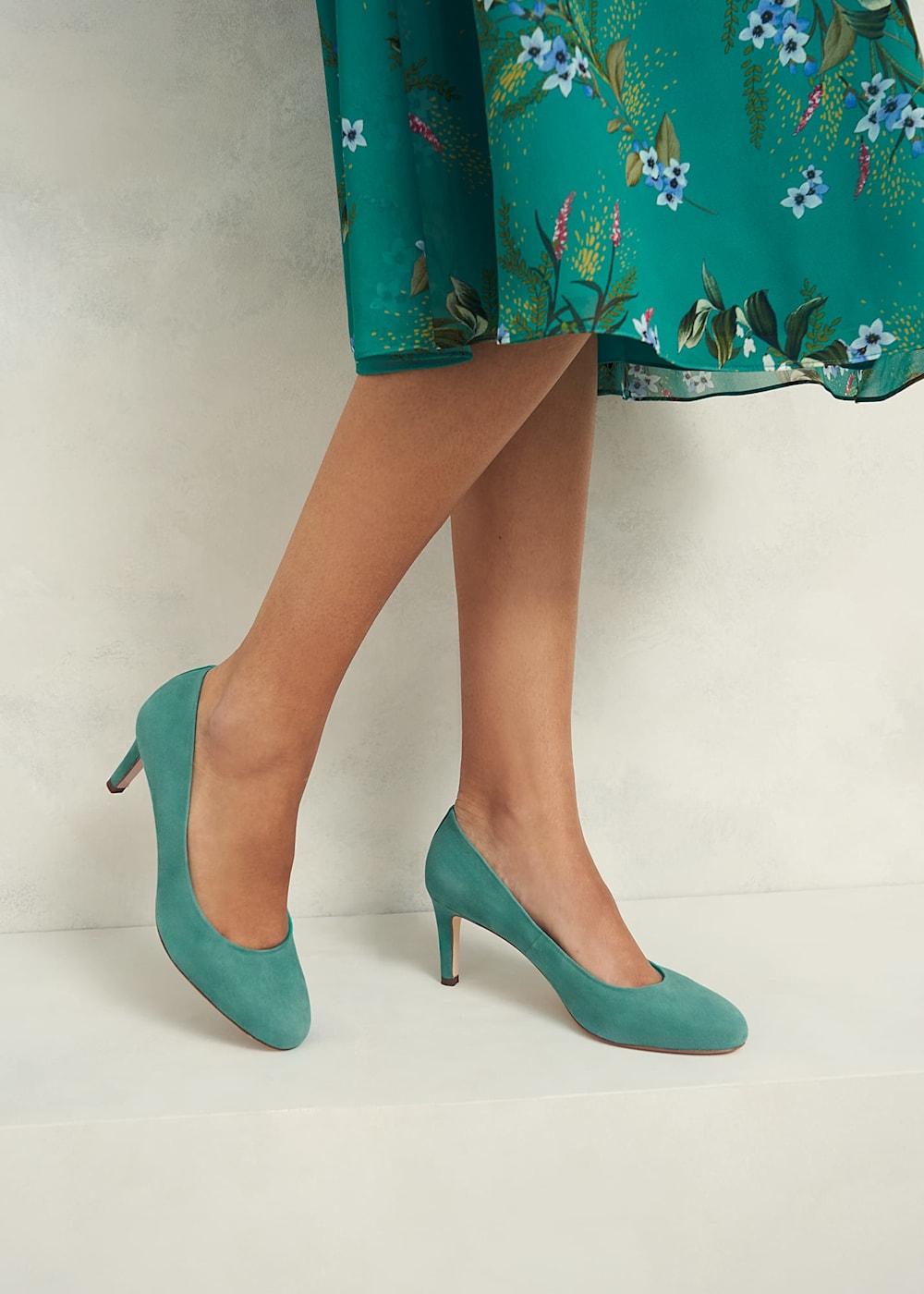 Aqua heels 2025