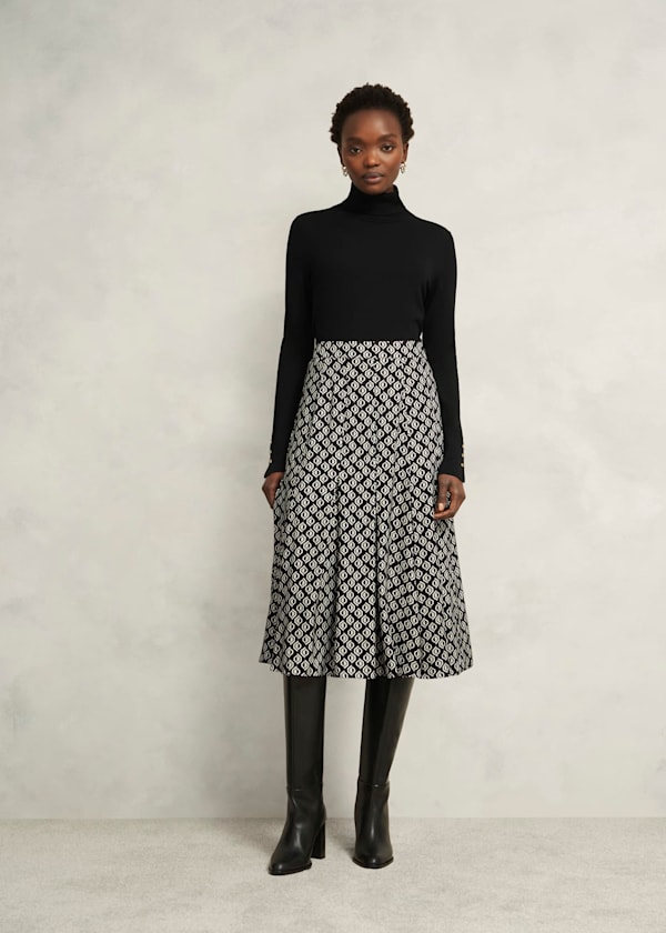 Roxanne Skirt