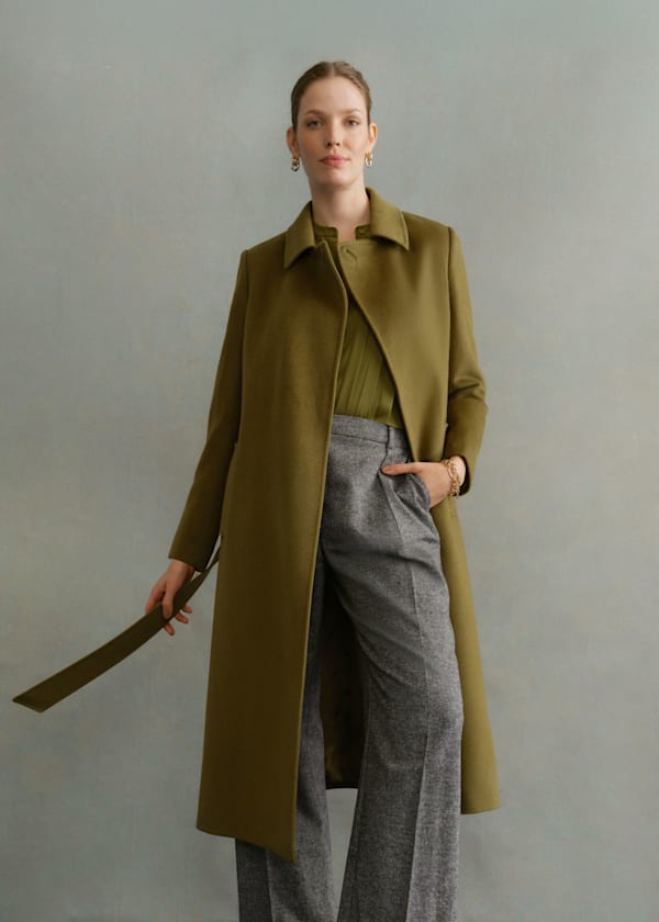 Livia Coat Outfit 