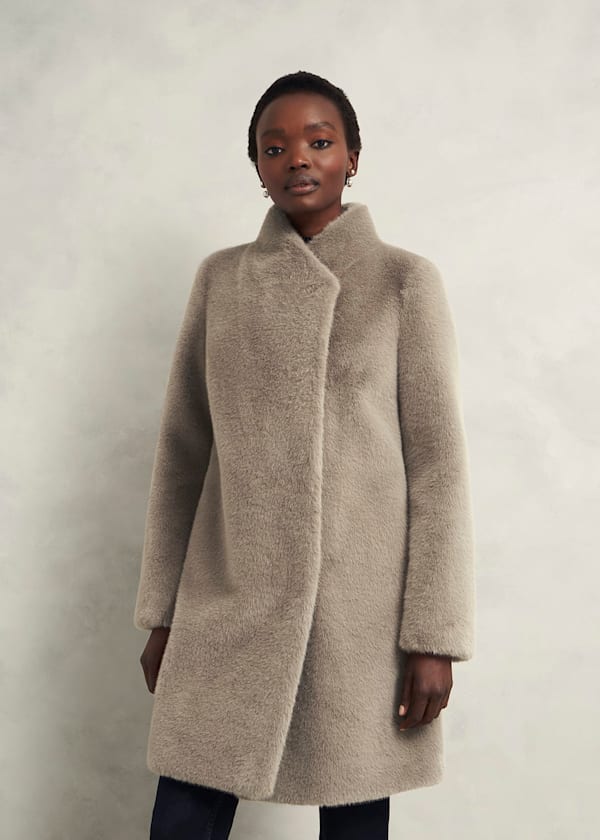 Petite Tarini Faux Fur Coat